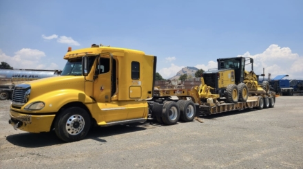 Lowboy cuello desmontable 3 ejes