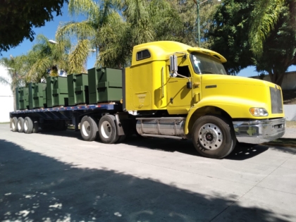 Tráiler plataforma de 3 ejes